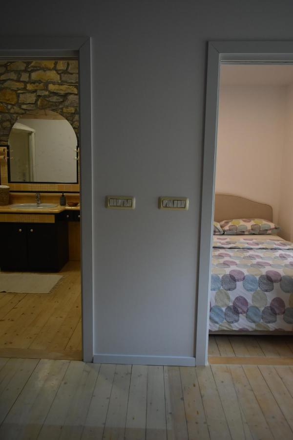 Small House In Vipava Valley מראה חיצוני תמונה