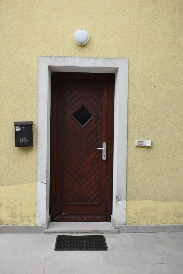 Small House In Vipava Valley מראה חיצוני תמונה