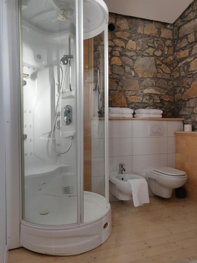 Small House In Vipava Valley מראה חיצוני תמונה